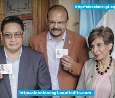 Binomio Presidencial del Partido Encuentro por Guatemala Recibe sus Credenciales
